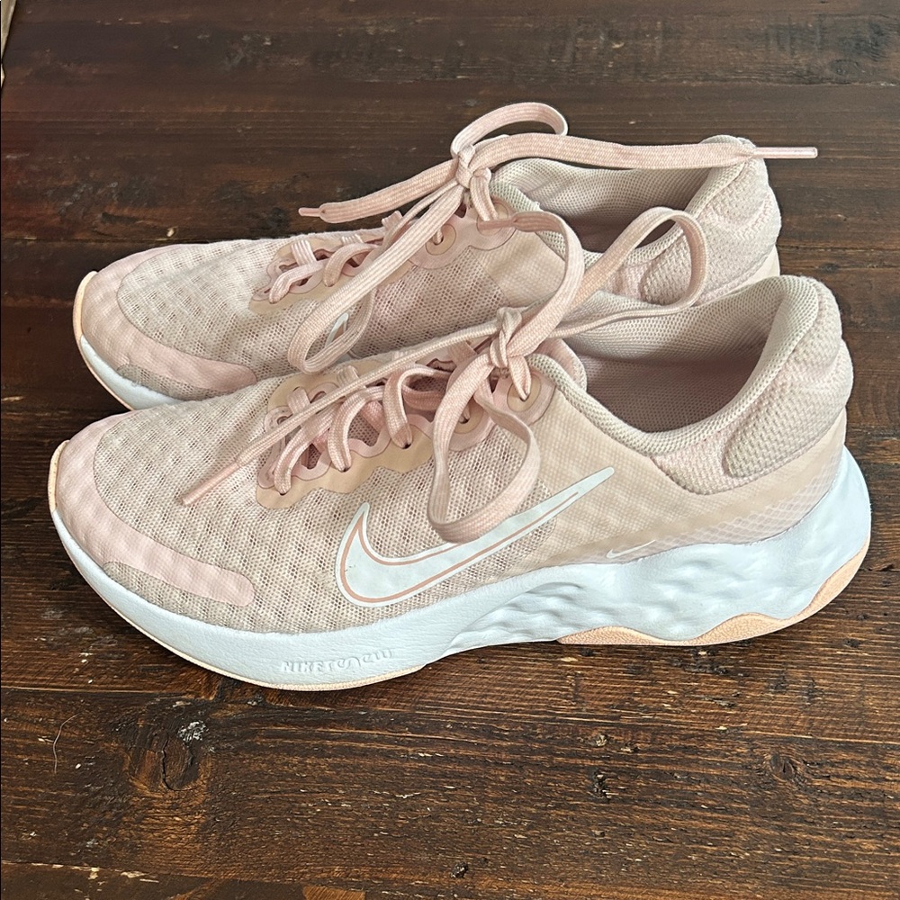 Nike Kids Pale Pink and White Sneakers